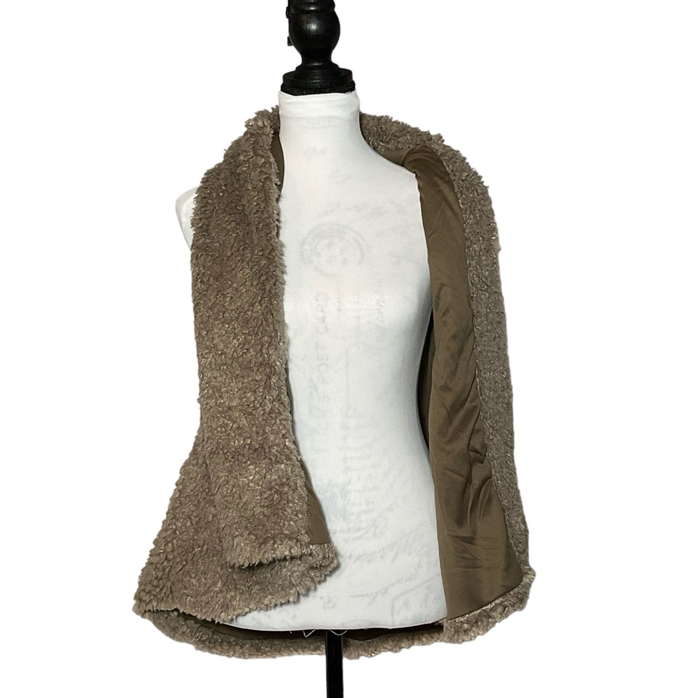 FAVLUX Fashion Sherpa Faux Fur Vest‎ Teddy Jacket SUPER SOFT SzM Used Like NEW